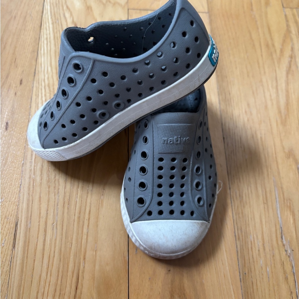 Native Kids Slip-On Shoes